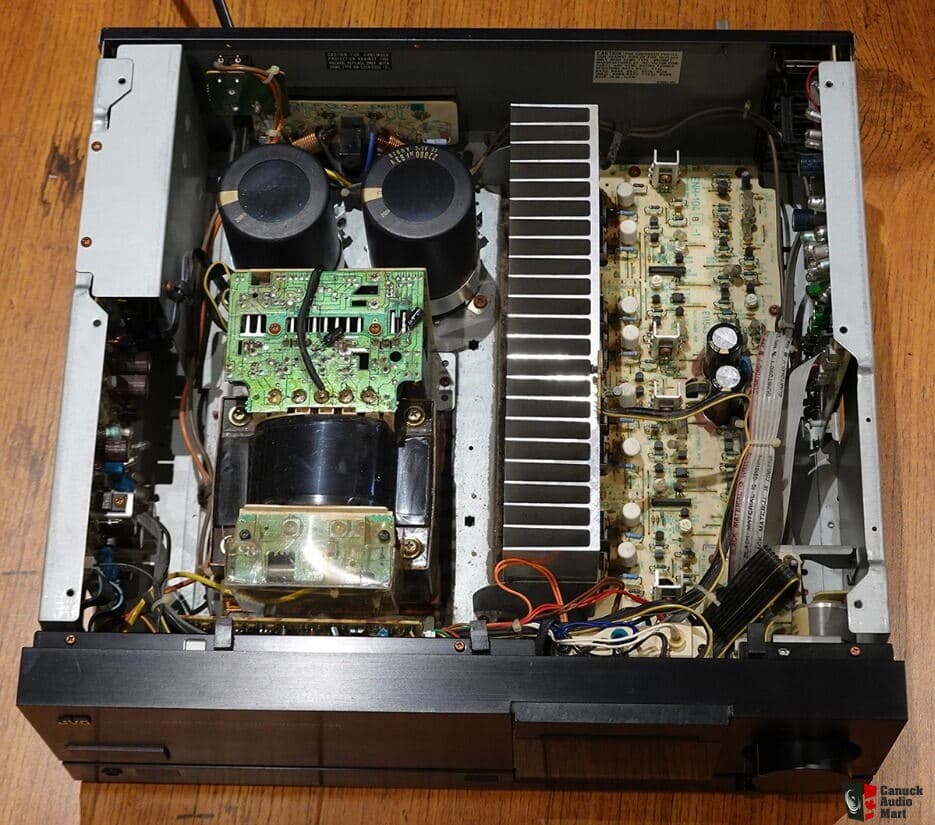 JVC AX-Z911 2